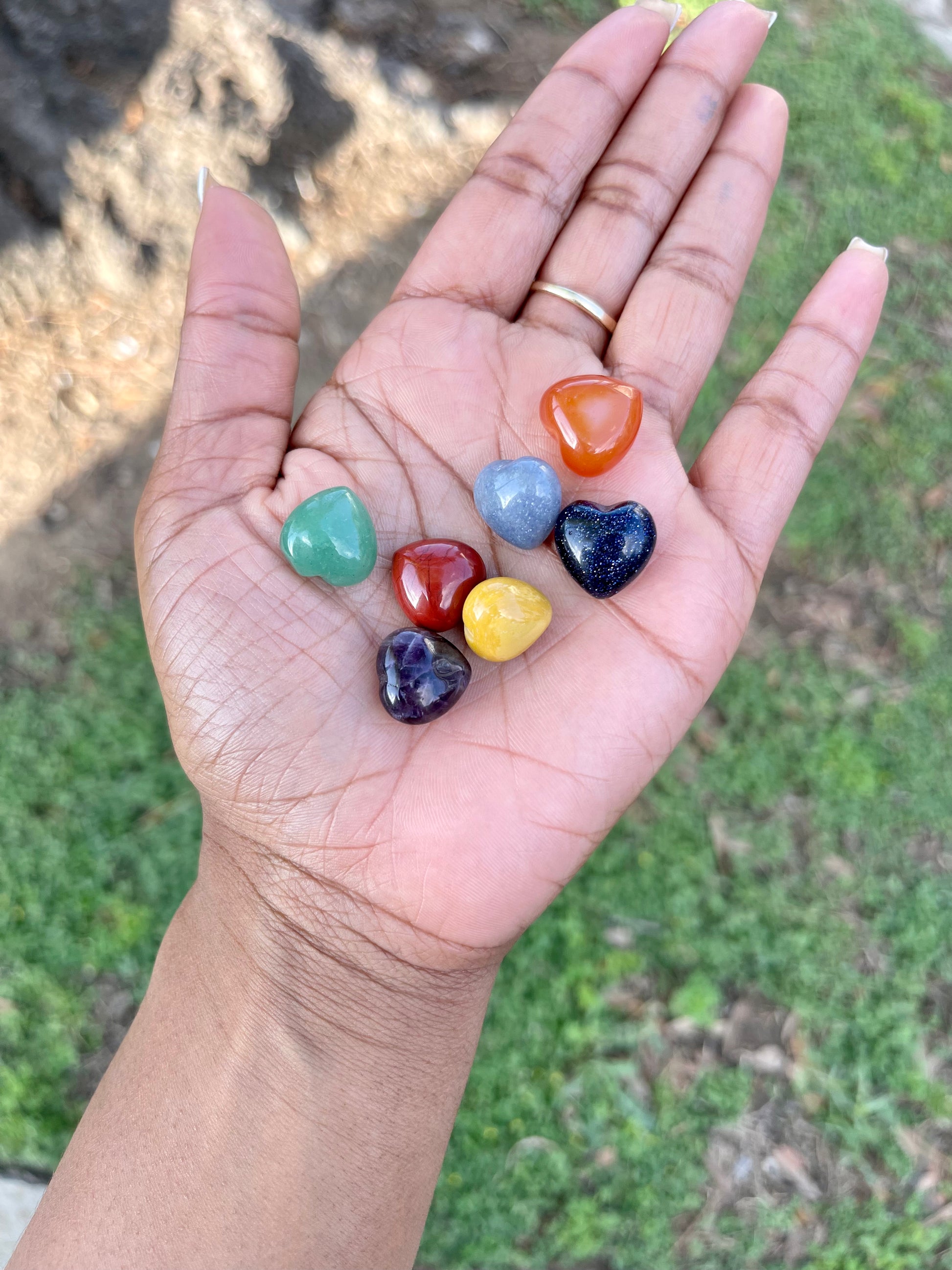 7 Chakra Heart Stone Set